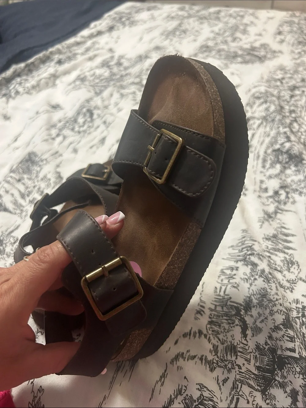 Cliffs by WHITE MOUNTAIN Dark Brown woman  Buckle Sandals